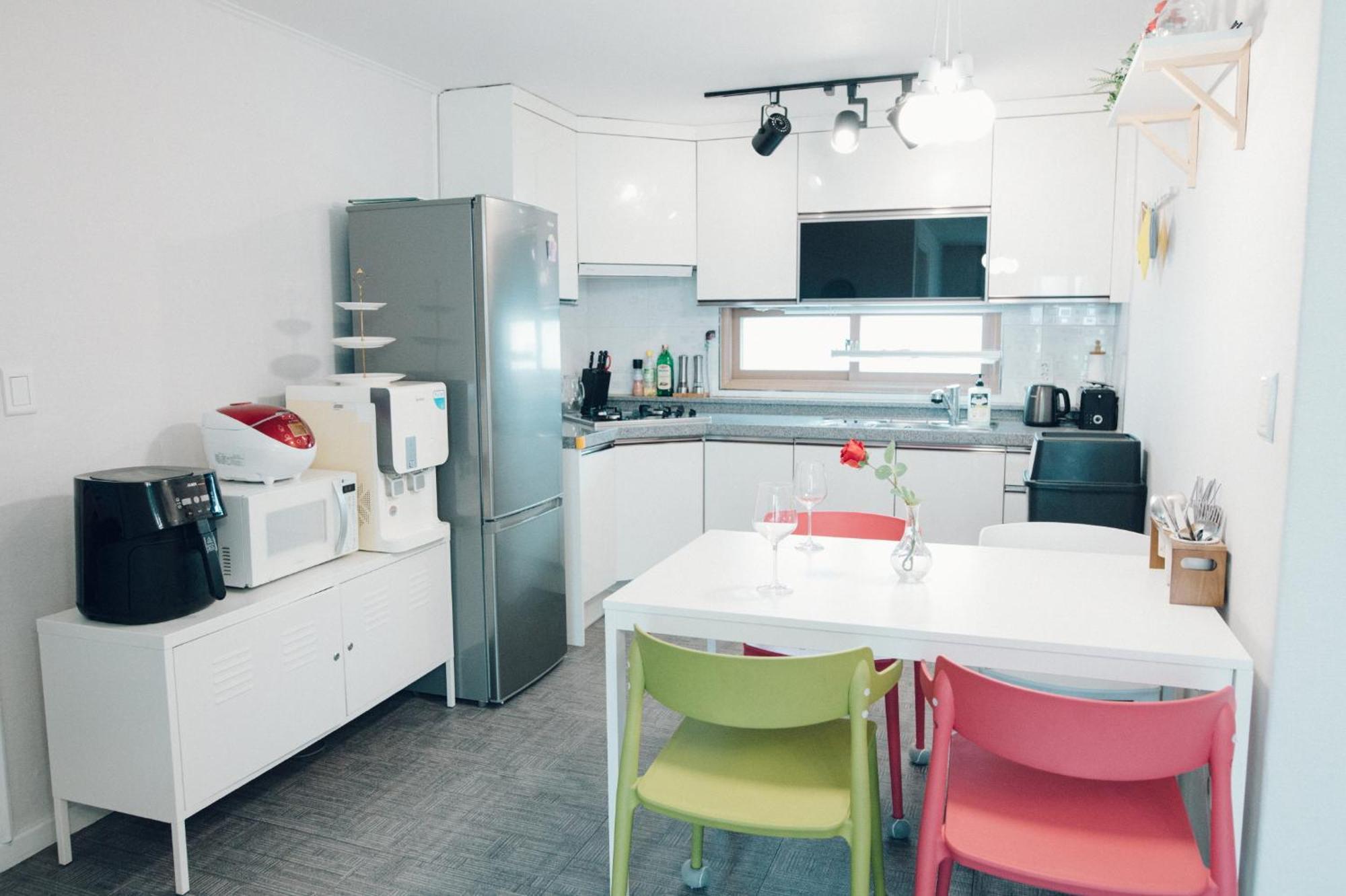 For Family Group, 4Min To Seoul Station Apartment Exterior foto
